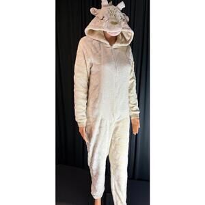 Secret Treasures Giraffe One piece pajamas small Super Soft, hood zip up